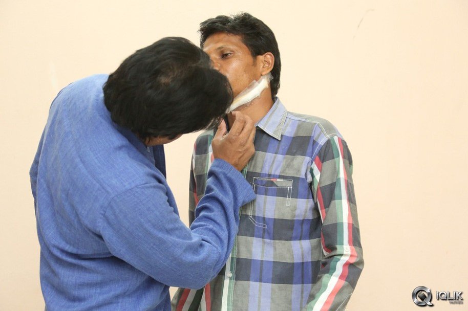 Pawan-Kalyan-Meets-His-Fan-Karuna-Srinivas